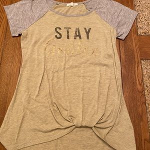 Maurices T-Shirt Size Small